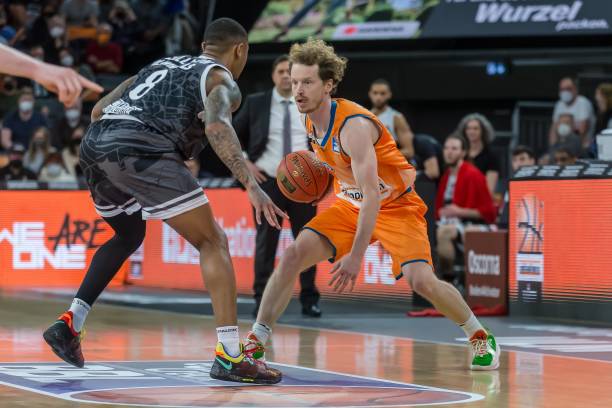 其在不同情 其在不同情