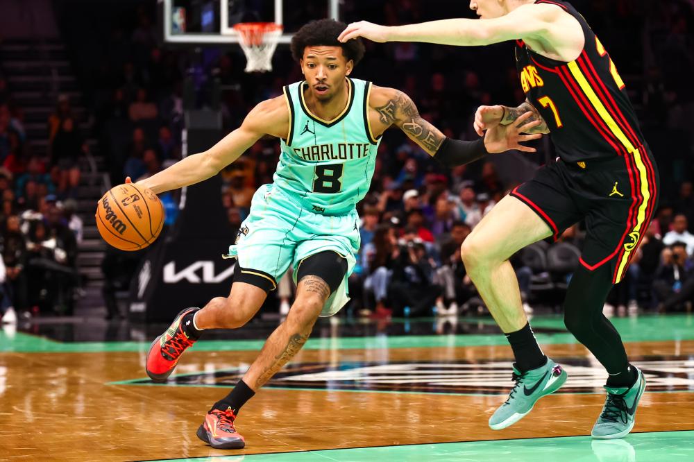 在这座充满 在这座充满